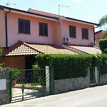 Le Di Porto Ada