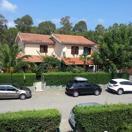 Le Ville Di Porto Ada