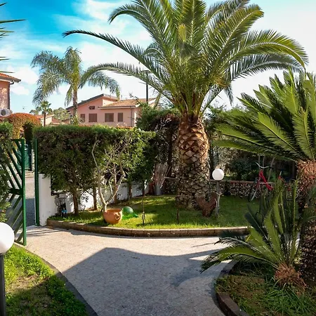 Le Ville Di Porto Ada Pizzo (Calabria)