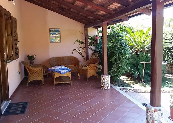 Villa Le Di Porto Ada *